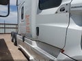 2018 Freightliner New Cascadia 126 — photo 15 of 17 | VIN 3AKJHHDR3JSJP5957