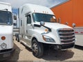 2018 Freightliner New Cascadia 126 — photo 1 of 17 | VIN 3AKJHHDR3JSJP5957