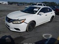 2017 Nissan Altima — photo 2 of 11 | VIN 1N4AL3AP4HN331659