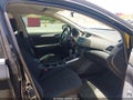 2016 Nissan Sentra — photo 5 of 17 | VIN 3N1AB7AP1GY249915