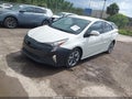 Photo 2 of 16 — 2016 Toyota Prius