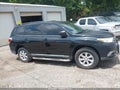Photo 12 of 15 — 2011 Toyota Highlander