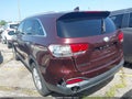 2018 Kia Sorento — photo 3 of 17 | VIN 5XYPGDA31JG431873
