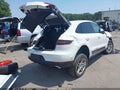 Photo 4 of 18 — 2018 Porsche Macan