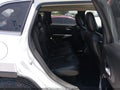 2018 Jeep Cherokee — photo 8 of 21 | VIN 1C4PJLLB1JD590651