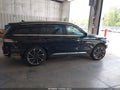 2020 Lincoln Aviator — photo 13 of 16 | VIN 5LM5J7XC2LGL31629