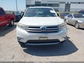Photo 12 of 16 — 2013 Toyota Highlander
