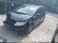2013 Honda Odyssey — photo 2 of 21 | VIN 5FNRL5H64DB022076