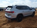 2024 Volkswagen Atlas — photo 4 of 17 | VIN 1V2JR2CA3RC523985