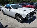 2015 Dodge Challenger — photo 1 of 16 | VIN 2C3CDZFJ8FH850764