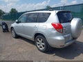 Photo 3 of 16 — 2006 Toyota RAV4