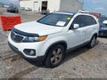 2013 Kia Sorento — photo 2 of 16 | VIN 5XYKUDA25DG411074