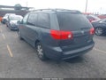 2010 Toyota Sienna — photo 3 of 11 | VIN 5TDKK4CC9AS306290