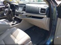 2017 Toyota Highlander — photo 5 of 17 | VIN 5TDJZRFH3HS483620