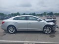 2015 Buick LaCrosse — photo 13 of 16 | VIN 1G4GB5G3XFF196665