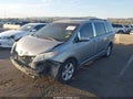 Photo 2 of 17 — 2012 Toyota Sienna