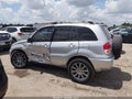 Photo 14 of 16 — 2002 Toyota RAV4