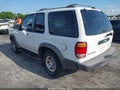 1998 Ford Explorer Sport Trac — photo 3 of 11 | VIN 1FMYU22E9WUD09734