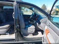 2010 Toyota Sienna — photo 5 of 18 | VIN 5TDYK4CC8AS305657