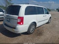 Photo 4 of 17 — 2014 Chrysler Town & Country