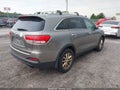 Photo 4 of 16 — 2016 Kia Sorento