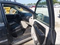 Photo 5 of 11 — 2014 Chrysler Town & Country