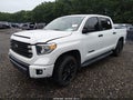 2021 Toyota Tundra — photo 2 of 16 | VIN 5TFHY5F10MX006872