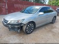 2015 Honda Accord — photo 2 of 18 | VIN 1HGCR6F59FA004156