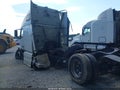 2013 Volvo VN — photo 4 of 11 | VIN 4V4NC9TH4DN566615