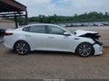 2016 Kia Optima — photo 13 of 16 | VIN 5XXGW4L22GG013522