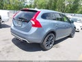 Photo 4 of 19 — 2018 Volvo V60 Cross Country
