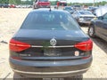 Photo 16 of 18 — 2016 Volkswagen Passat