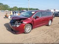 2017 Chrysler Pacifica — photo 2 of 16 | VIN 2C4RC1DG0HR763360