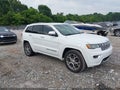 2019 Jeep Grand Cherokee — photo 1 of 16 | VIN 1C4RJECG0KC614705