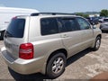 Photo 4 of 17 — 2002 Toyota Highlander