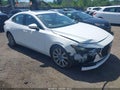 2022 Mazda 3 — photo 1 of 17 | VIN 3MZBPBDL3NM318944