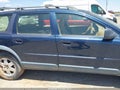2001 Volvo V70 — photo 13 of 16 | VIN YV1SZ58D511004053