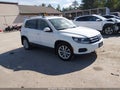 2017 Volkswagen Tiguan — photo 1 of 16 | VIN WVGSV7AX5HK029875