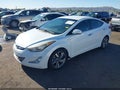 Photo 2 of 16 — 2015 Hyundai Elantra