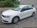 Photo 2 of 16 — 2012 Volkswagen Jetta
