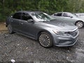 2022 Volkswagen Passat — photo 1 of 16 | VIN 1VWBA7A35NC004068