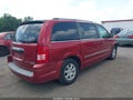 Photo 4 of 16 — 2010 Chrysler Town & Country