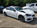 2022 Acura TLX — photo 1 of 17 | VIN 19UUB5F57NA003685
