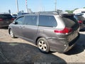 Photo 3 of 16 — 2011 Toyota Sienna