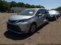 2023 Toyota Sienna — photo 2 of 16 | VIN 5TDZSKFC8PS088219