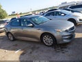 2018 Kia Optima — photo 14 of 17 | VIN 5XXGU4L37JG193554