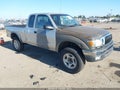 Photo 1 of 12 — 2001 Toyota Tacoma