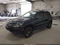 2016 Volkswagen Tiguan — photo 2 of 16 | VIN WVGAV7AXXGW617239