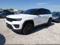 2024 Jeep Grand Cherokee — photo 2 of 17 | VIN 1C4RJHAG5RC108592