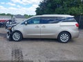 2017 Kia Sedona — photo 15 of 17 | VIN KNDMC5C18H6260004